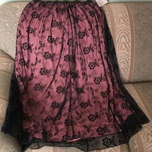 Lularoe lace ‘Lucy’ skirt